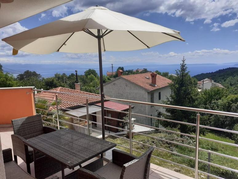 Apartments Ljubas II Opatija Veprinac Eksteriør billede